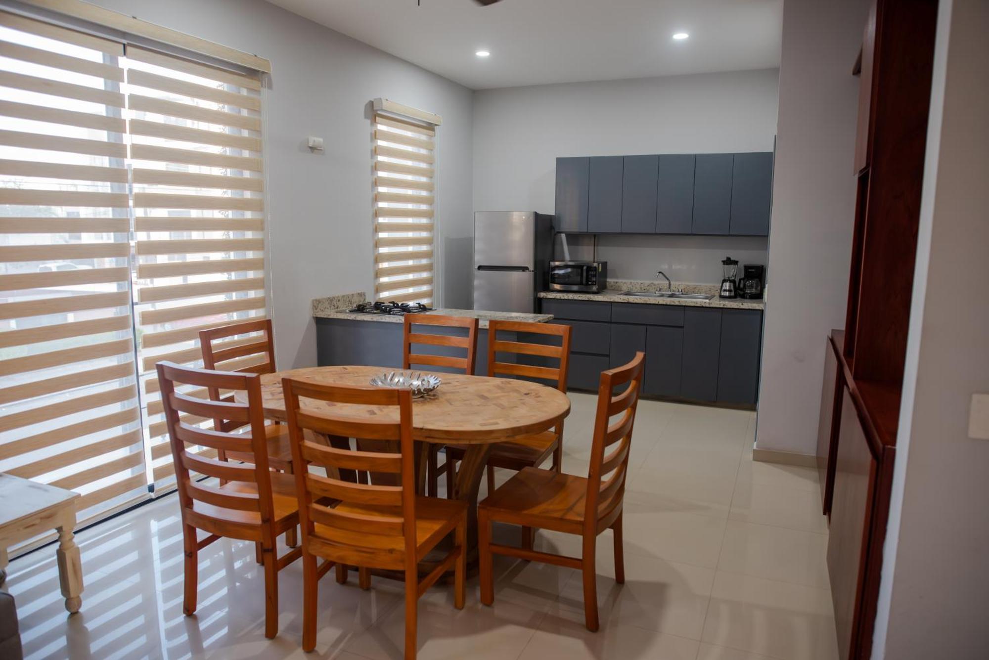 2Br/2Ba Condo 1 Block To Ocean! - Unit 3 Mazatlán Exterior foto